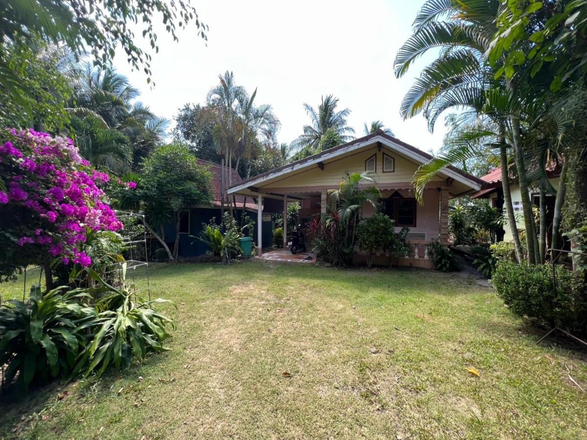 Garden Bungalow Resort ท้ายเหมือง ภายนอก รูปภาพ